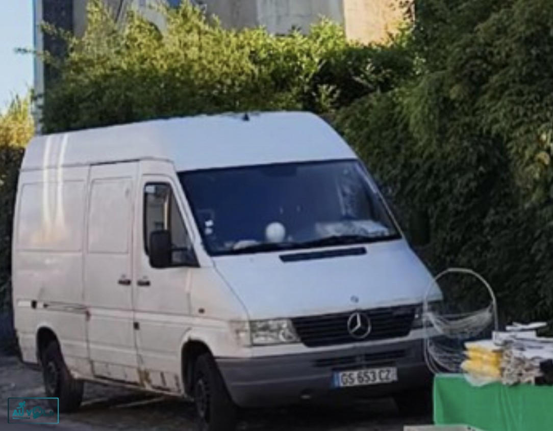 sprinter mercedes 208 volé