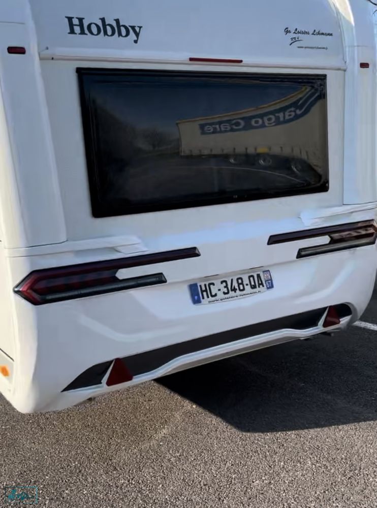 CARAVANE HOBBY DE LUXE